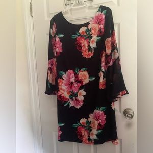 Floral silky flutter sleeve dress 🩷